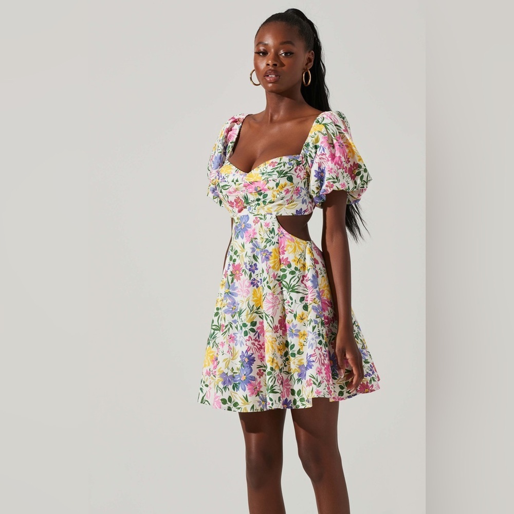 ASTR Clarita Cut Out Mini Dress in Pink Yellow Multi Floral Size Small NWT - Picture 10 of 13